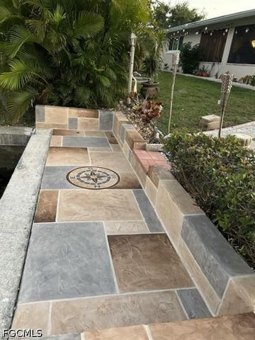 4638 Vinsetta AVE, North Fort Myers, FL 33903