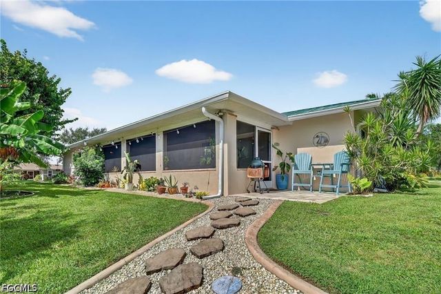 4638 Vinsetta AVE, North Fort Myers, FL 33903