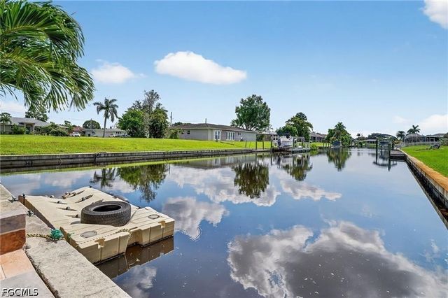 4638 Vinsetta AVE, North Fort Myers, FL 33903