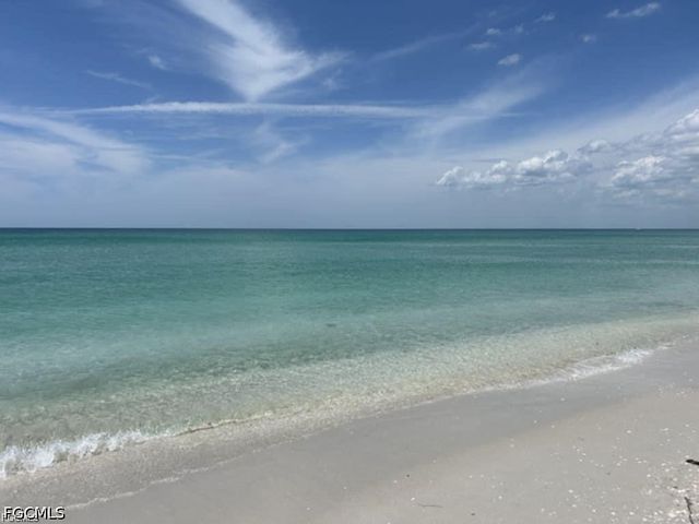 4638 Vinsetta AVE, North Fort Myers, FL 33903