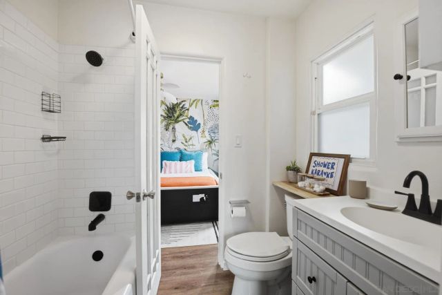 3266 Madison, San Diego, CA 92116