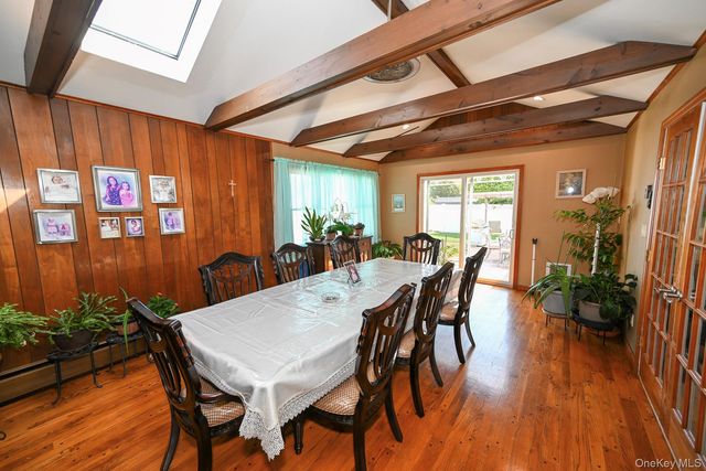 582 Western Park Drive, West Hempstead, NY 11552