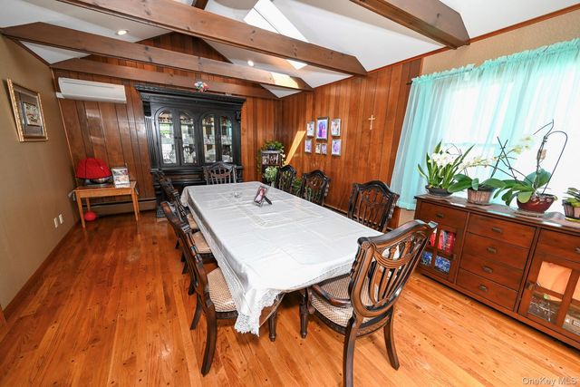 582 Western Park Drive, West Hempstead, NY 11552