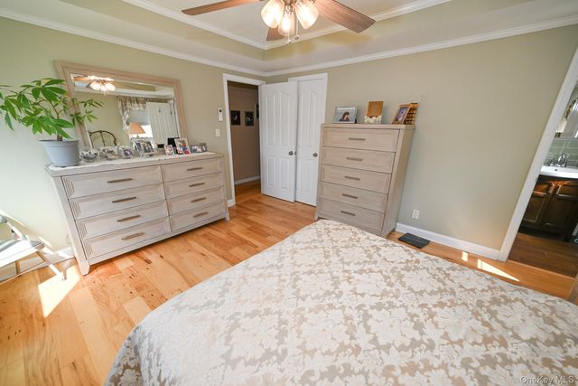 582 Western Park Drive, West Hempstead, NY 11552