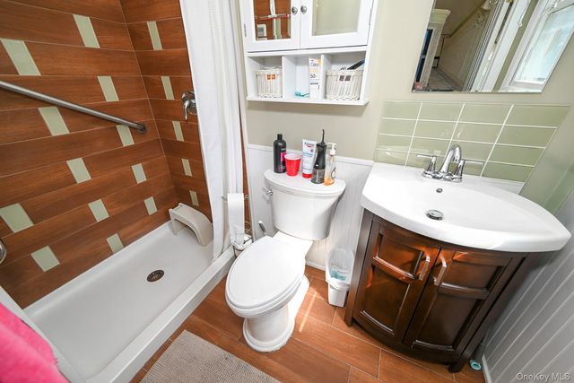 582 Western Park Drive, West Hempstead, NY 11552