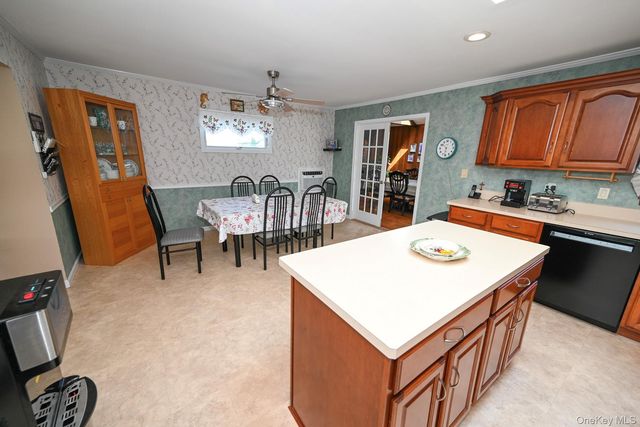 582 Western Park Drive, West Hempstead, NY 11552