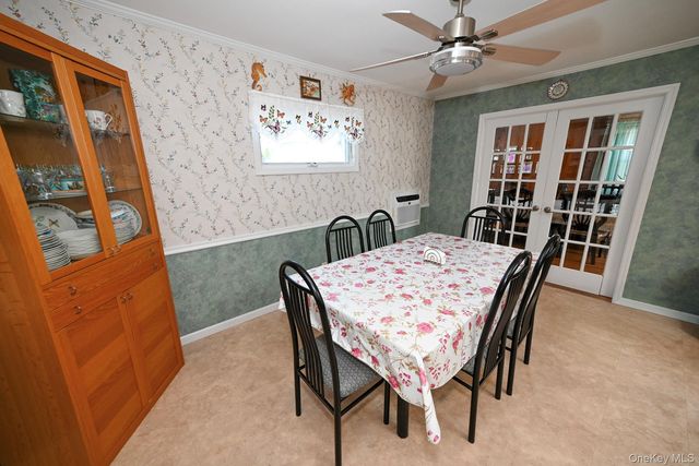 582 Western Park Drive, West Hempstead, NY 11552