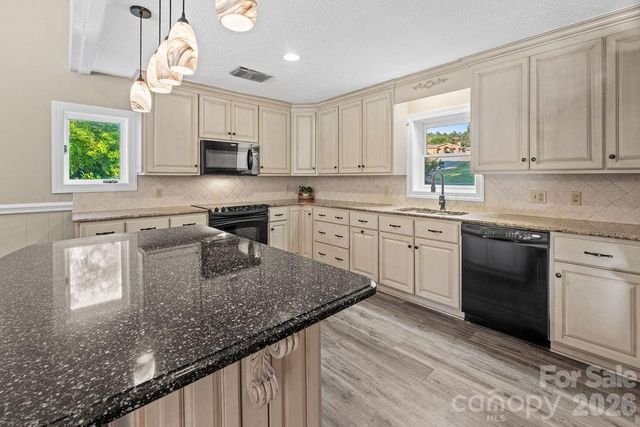 47209 Paradise Lane, Norwood, NC 28128