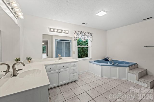 47209 Paradise Lane, Norwood, NC 28128