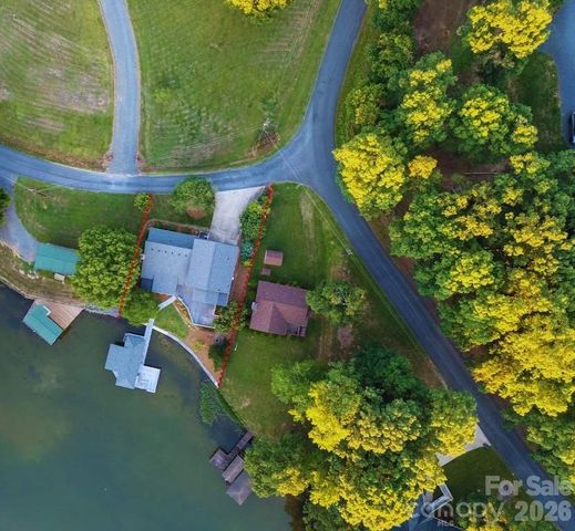 47209 Paradise Lane, Norwood, NC 28128