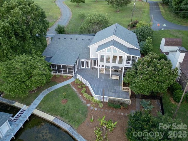 47209 Paradise Lane, Norwood, NC 28128