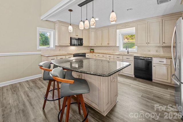 47209 Paradise Lane, Norwood, NC 28128