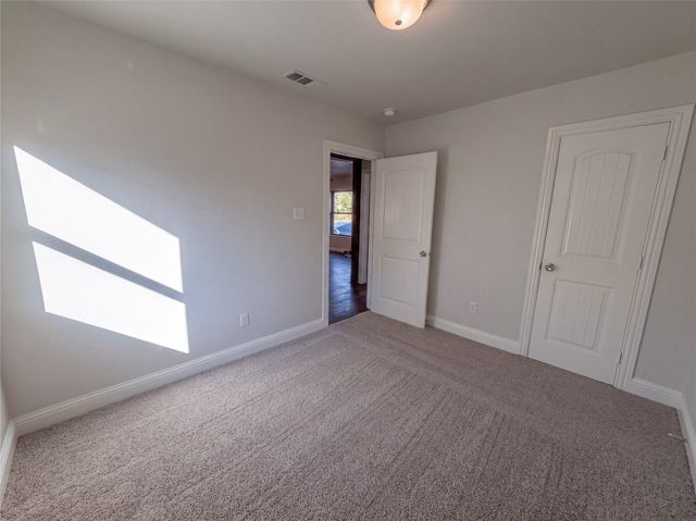 2810 Fordham Road, Dallas, TX 75216