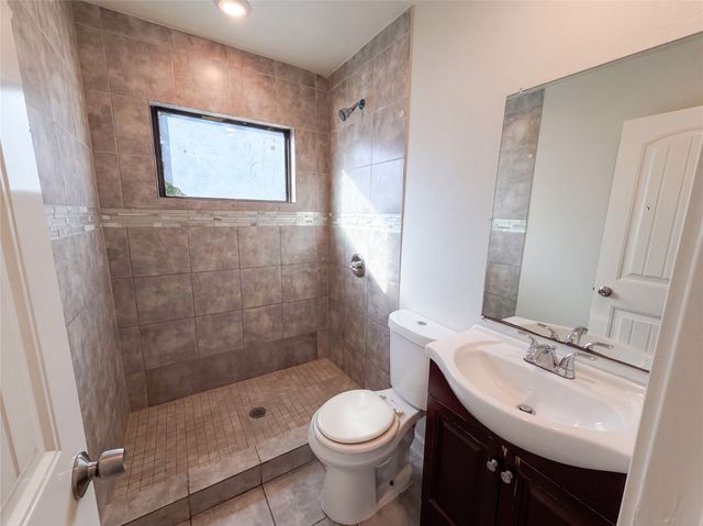 2810 Fordham Road, Dallas, TX 75216