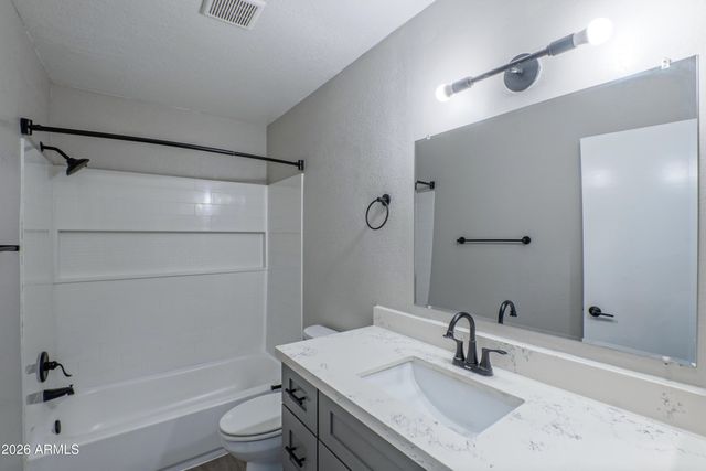 2020 W ORANGEWOOD Avenue, Phoenix, AZ 85021