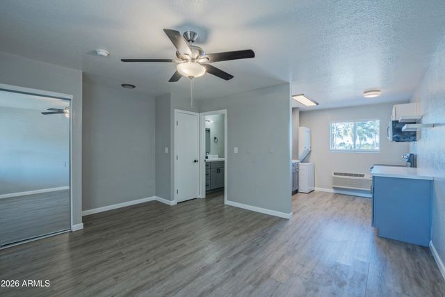 2020 W ORANGEWOOD Avenue, Phoenix, AZ 85021