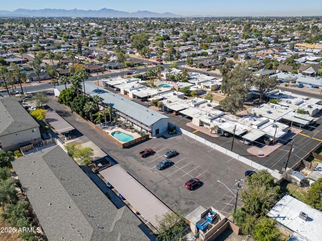 2020 W ORANGEWOOD Avenue, Phoenix, AZ 85021