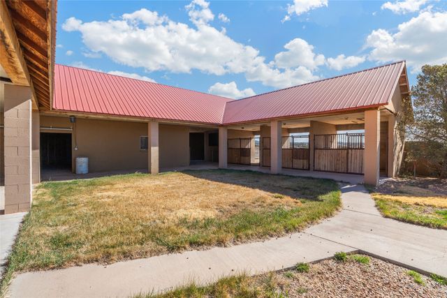 9 Jacinto Road, Santa Fe, NM 87508