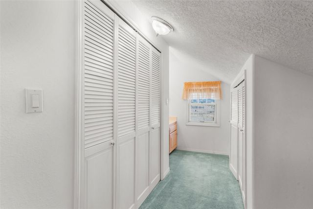 9 Jacinto Road, Santa Fe, NM 87508