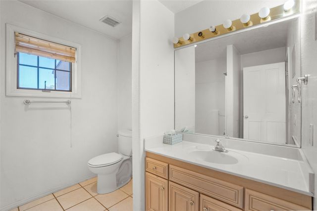 9 Jacinto Road, Santa Fe, NM 87508