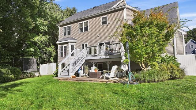 19 Brookmeadow Lane, Grafton, MA 01560