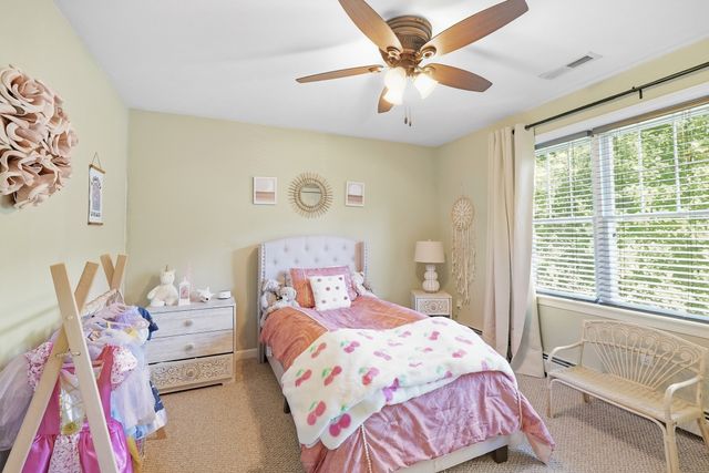 19 Brookmeadow Lane, Grafton, MA 01560
