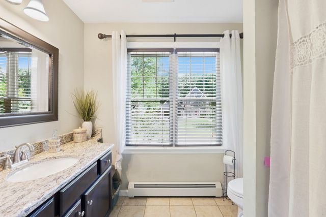 19 Brookmeadow Lane, Grafton, MA 01560