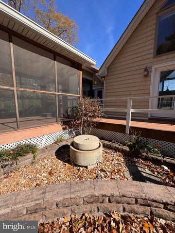 687 PROSPECT HILL, Montross, VA 22520