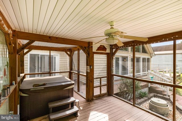 687 PROSPECT HILL, Montross, VA 22520