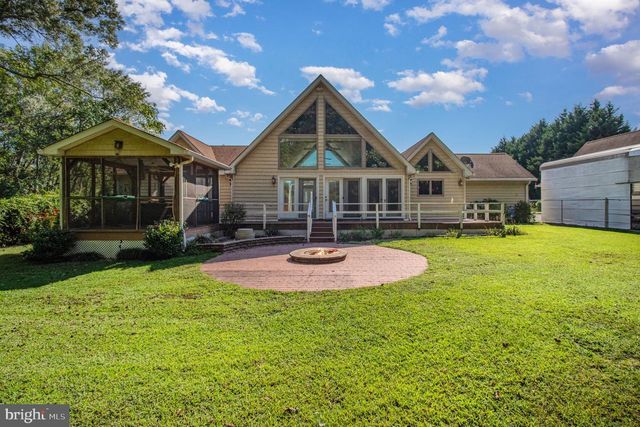 687 PROSPECT HILL, Montross, VA 22520