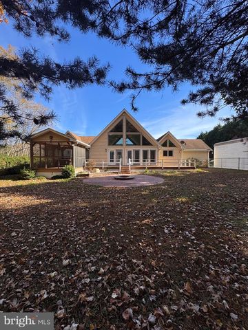 687 PROSPECT HILL, Montross, VA 22520