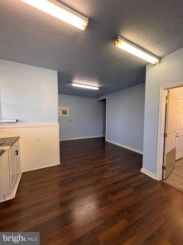 687 PROSPECT HILL, Montross, VA 22520