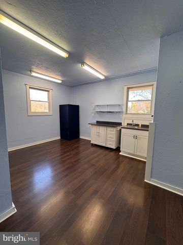 687 PROSPECT HILL, Montross, VA 22520