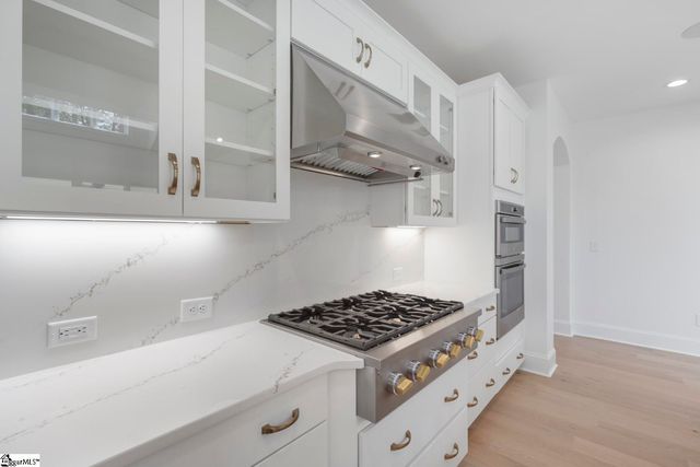 740 Enoree River Place, Greer, SC 29651