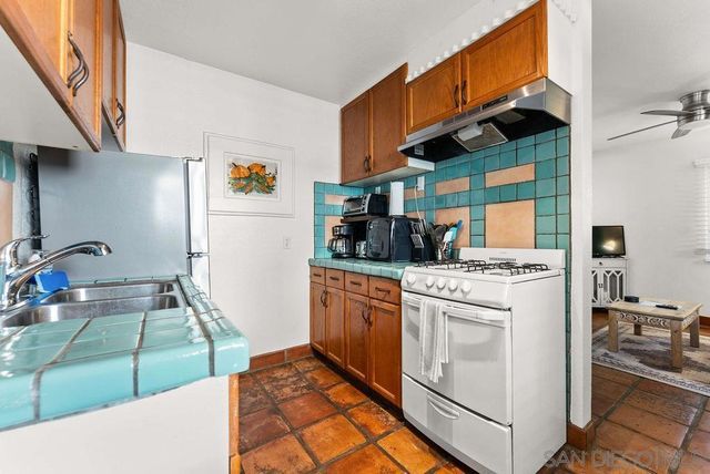 2282 84 Congress St, San Diego, CA 92110