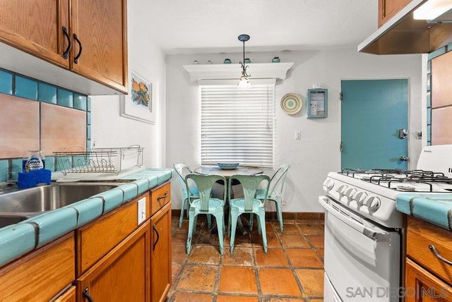 2282 84 Congress St, San Diego, CA 92110