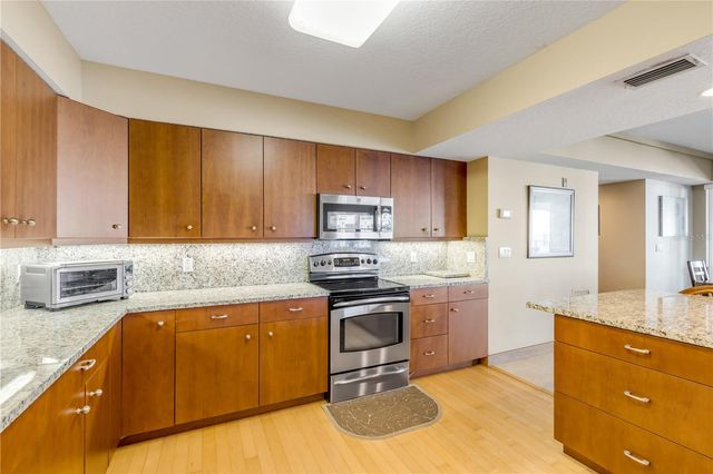 5300 S ATLANTIC AVENUE 10-605, New Smyrna Beach, FL 32169