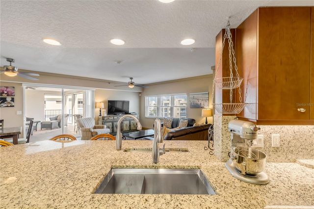 5300 S ATLANTIC AVENUE 10-605, New Smyrna Beach, FL 32169