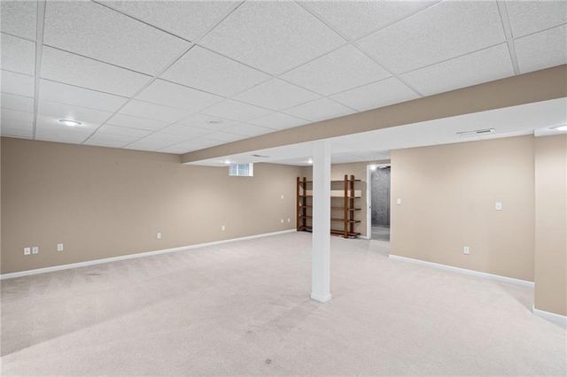 1802 Meadowlark Court, Raymore, MO 64083