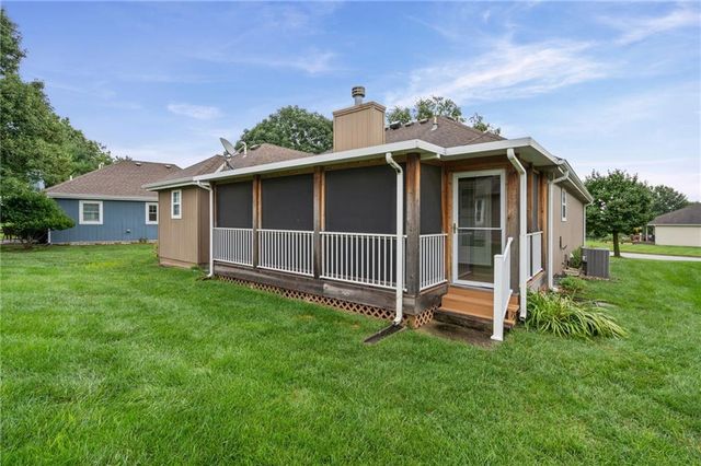 1802 Meadowlark Court, Raymore, MO 64083