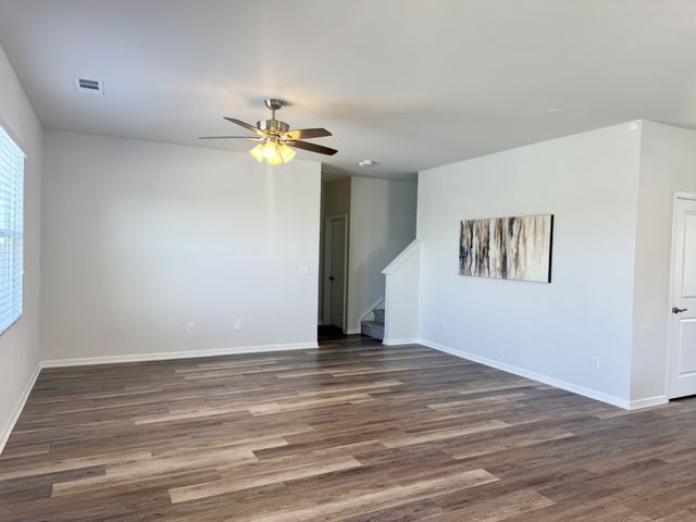 4448 Jack Faulk St, Murfreesboro, TN 37127