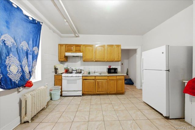 3232 Bronxwood Avenue, Bronx, NY 10469