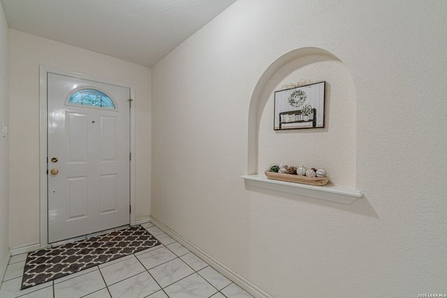 15211 OAK SPRING ST, San Antonio, TX 78232