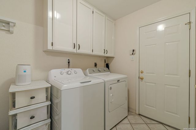 15211 OAK SPRING ST, San Antonio, TX 78232