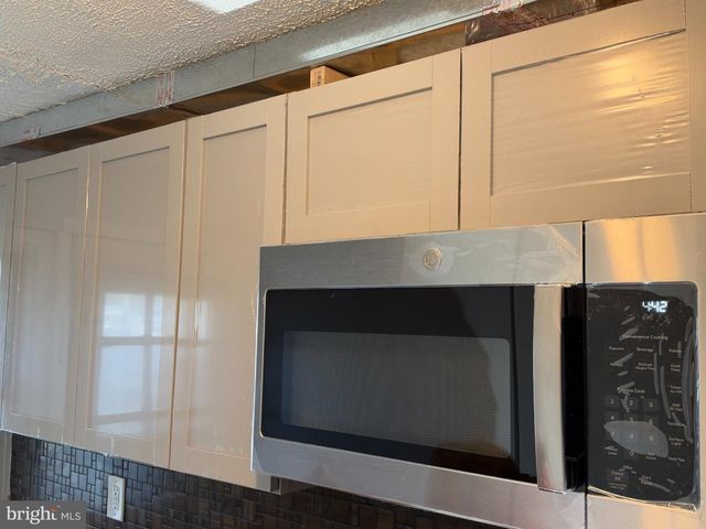 216 W EDGEVALE RD, Brooklyn, MD 21225