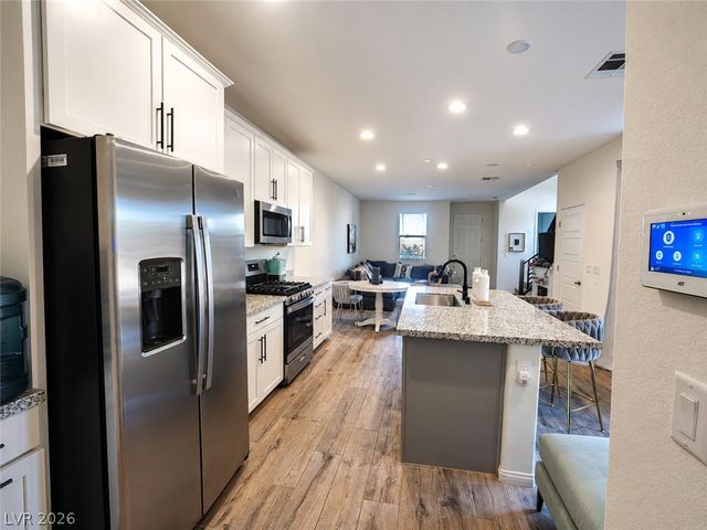 4526 Cloudrest Peak Street, North Las Vegas, NV 89031