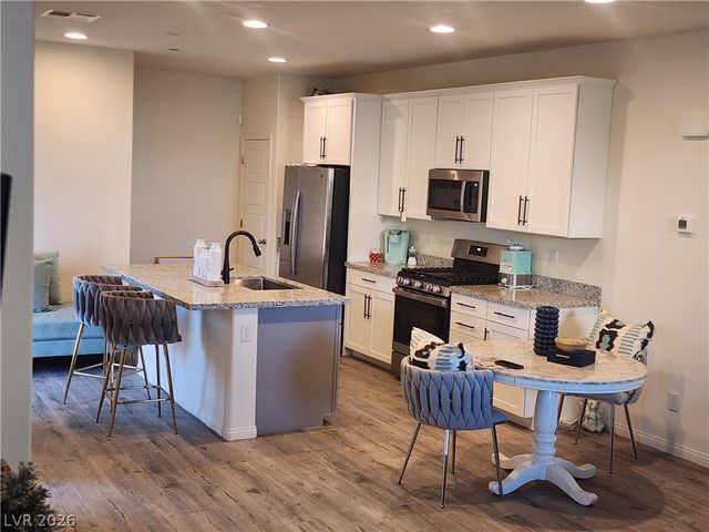 4526 Cloudrest Peak Street, North Las Vegas, NV 89031