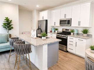 4526 Cloudrest Peak Street, North Las Vegas, NV 89031