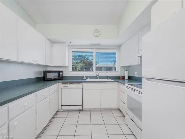 151 Emmett AVE NE, Port Charlotte, FL 33952