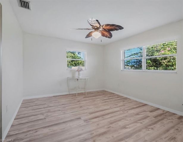 151 Emmett AVE NE, Port Charlotte, FL 33952